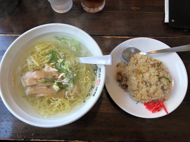 「函館麺屋 ゆうみん」函館、釧路、稚内と北海道の港町は透き通ったスープの塩ラーメン