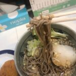 札幌すすきの「立ち食いそば 豆福」サラリーマンランチ、サラメシ 札幌B級グルメ