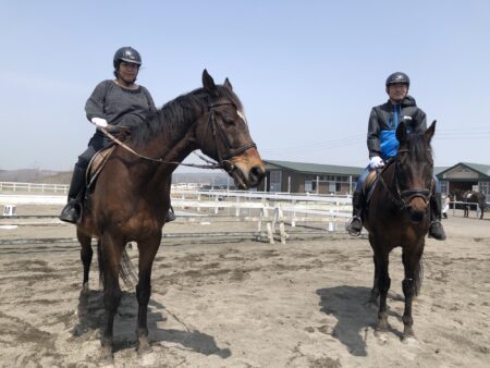 20240428_にいかっぷホロシリ乗馬クラブでkケイちゃんとの2ショット