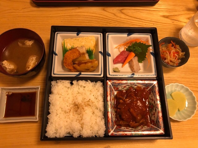 松花堂弁当