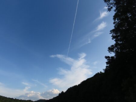 飛行機雲2125