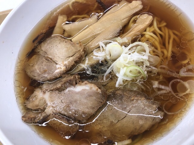 チャーシューラーメン醤油アップ2