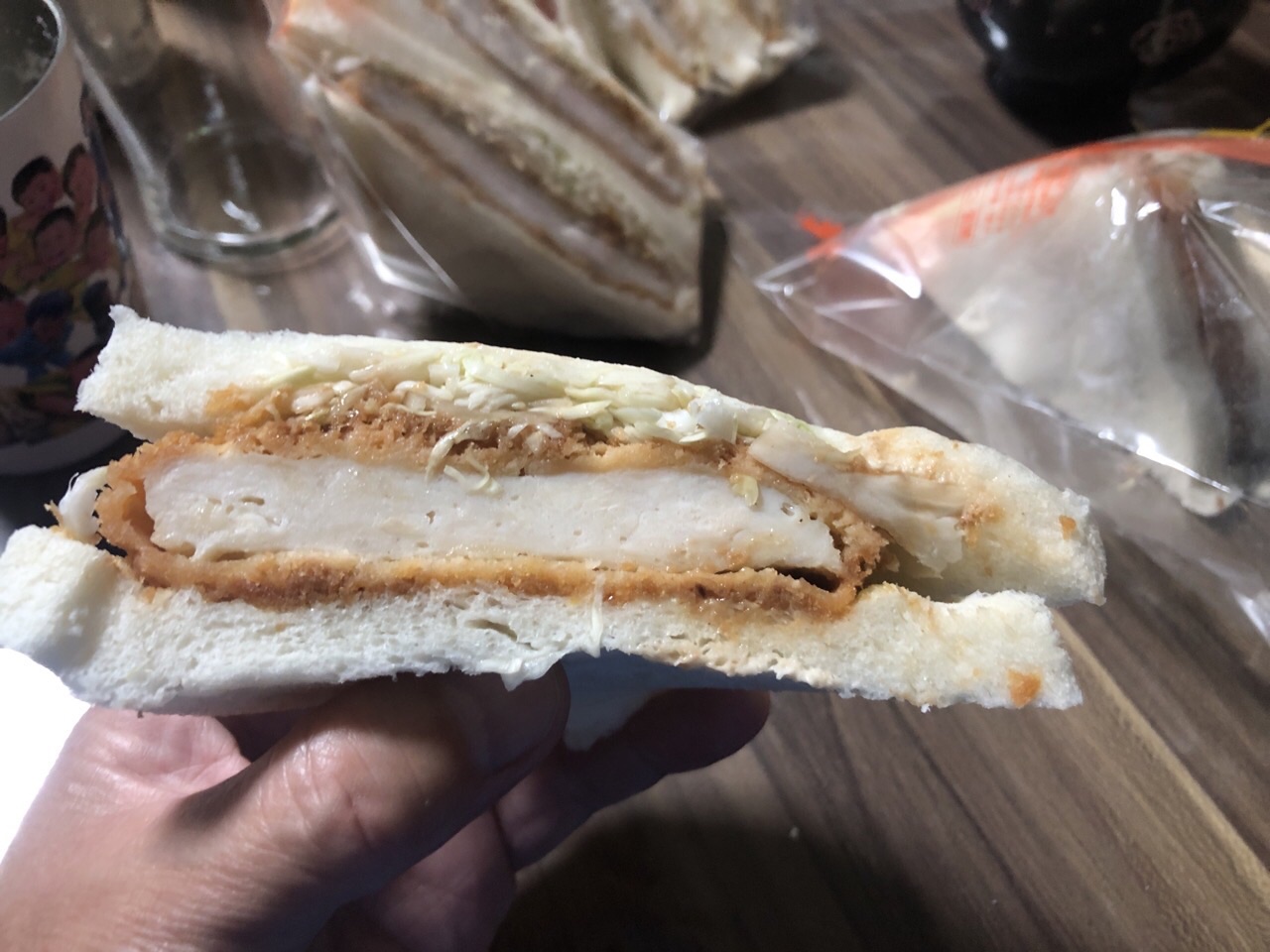 ツチキンカツサンド