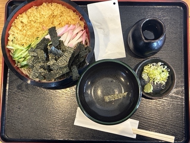 札幌のそば処あかし家の冷やしたぬき